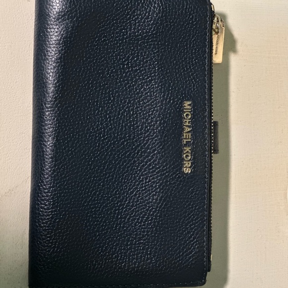 Michael kors Navy jet set wallet - Picture 2 of 5